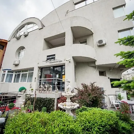 Hotel Jolie Apartments Galaţi Exterior foto