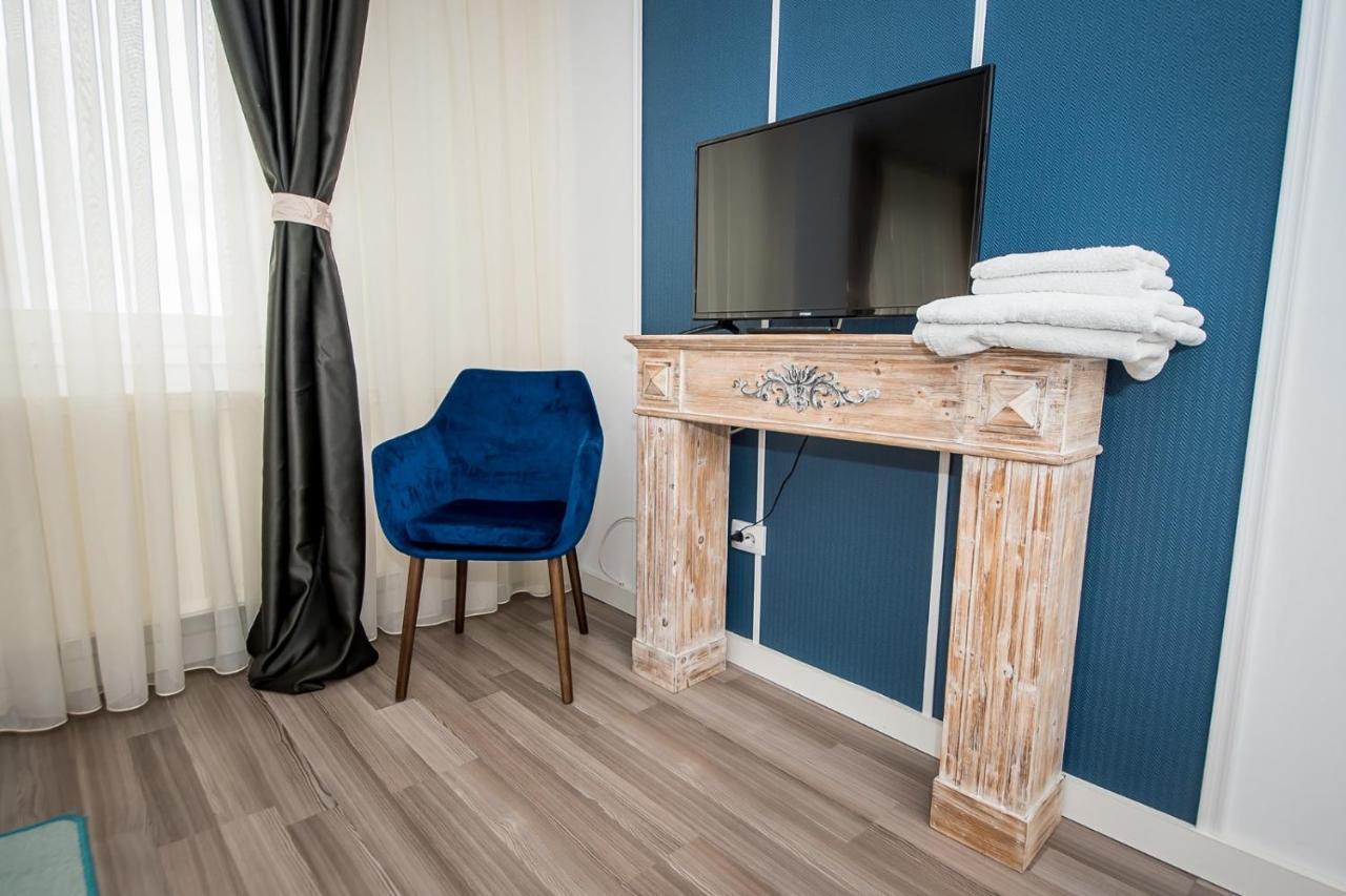 Jolie Apartahotel